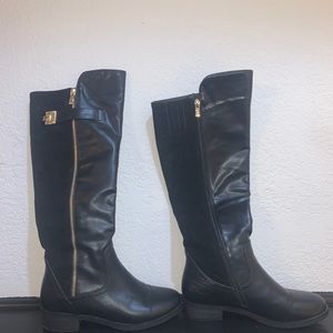 Black guess leather and suede high boots